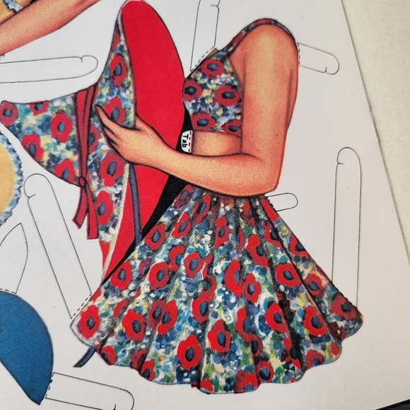 Glamour Girl Paper Doll Book by Queen Holden (Uncut) ~ Vintage Fashion Look ~ - Picture 7 of 16